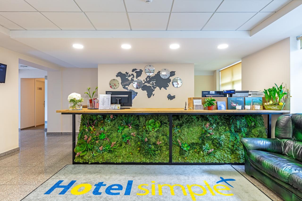 Hotel Simple Plus ヴィリニュス エクステリア 写真