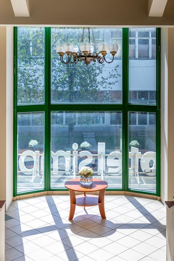 Hotel Simple Plus ヴィリニュス エクステリア 写真